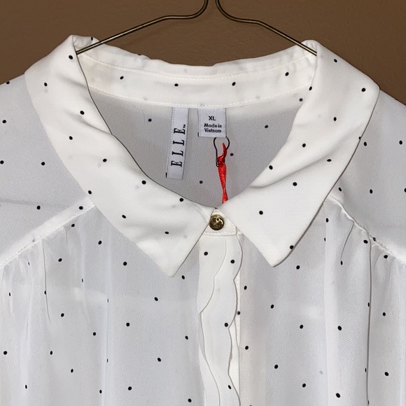 Elle Scallop Trim Blouse - XL - Picture 3 of 4